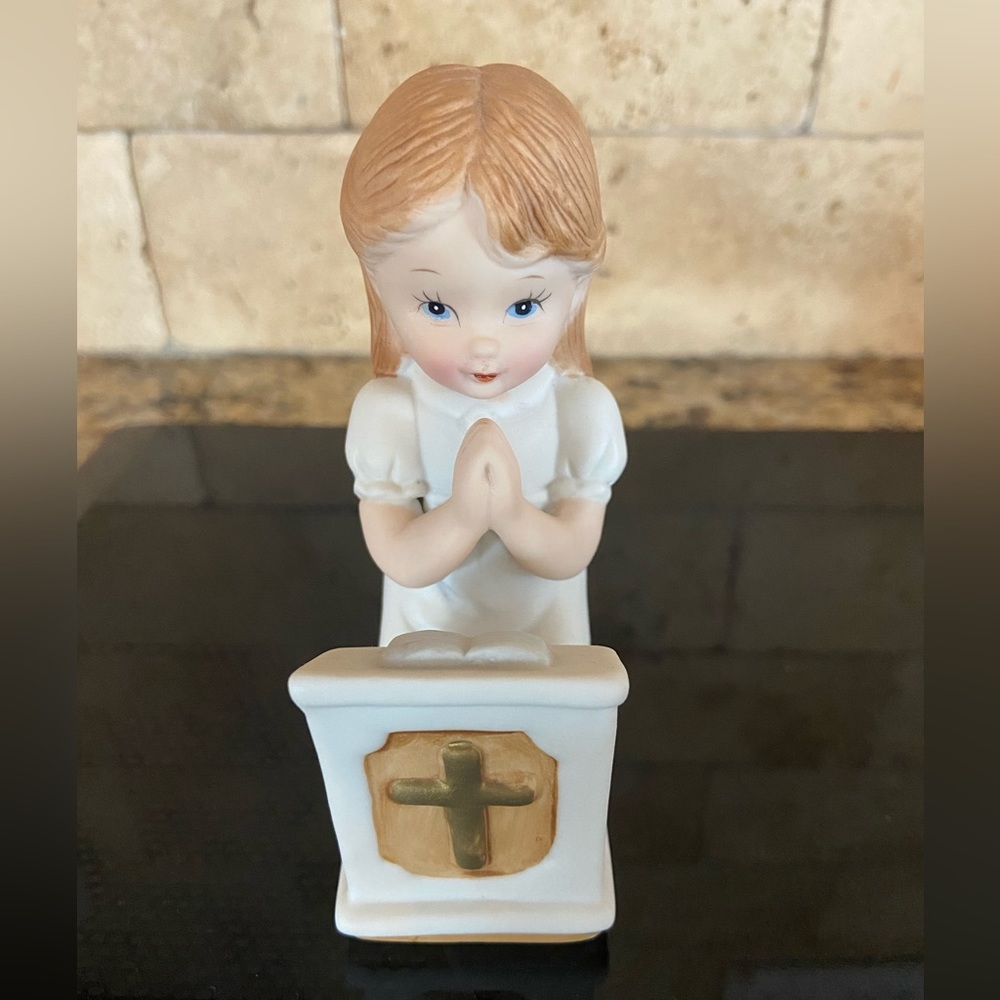 Vtg 1985 RUSS BERRIE & CO First Communion Figurine